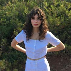 Zoia Mossour, Wave Hairstyle, Hair Color Streaks, Curly Bangs, Embroidered Shirts, Embroidery Shirt, Deep Wave Hairstyles, Haircuts For Medium Hair, Curly Hair With Bangs