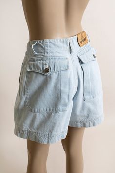 Vintage 1980s Denim Shorts Lizwear Light Blue Wash High Waist Pleat Pleated Mom Jeans 80s Fashion Small 26 Waist - Etsy Vintage Summer Shorts With Belt Loops, Vintage Belt Loop Shorts For Summer, Vintage Jean Shorts With Pockets For Spring, 90s Denim Blue Shorts With Pockets, Vintage Jean Shorts With Belt Loops For Summer, Vintage Cotton Shorts With Belt Loops, Vintage Shorts With Belt Loops, Vintage Denim Shorts In Medium Wash, Vintage Medium Wash Denim Shorts