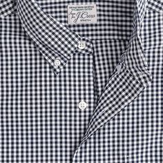 Style Aa273. Gingham Black And White. Preppy Black Cotton Top, Classic Gingham Cotton Top, Classic Gingham Tops, Toxic Chemicals, Gingham Shirt, Cotton Poplin Shirt, Men's Button Down Shirt, Crew Shirt, Slim Fit Shirt