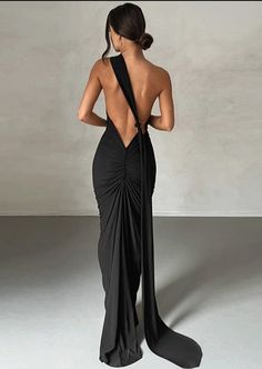 Draped Black Maxi Dress with Asymmetrical Neckline – Marssiana Black Gala Dress, 파티 드레스, Cutout Maxi Dress, Ladies Gown, Body Con Dress, Backless Maxi Dresses, Elegant Red, Gala Dresses, Evening Party Dress