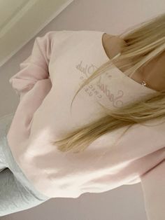 Hollister Outfit, Beren Core, Baby Pink Outfit, Hollister Outfits, Coquette Dollette Aesthetic, Outfit Inspo Pink, Hollister Clothes, Brandy Melville Outfits, Girly Fits