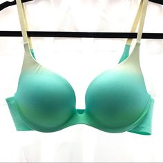 Condition: New Without Tags, Never Worn Product Description Adorable Seamless Green Ombr Push Up Bra Seamless Fabric Subtle Underwire Contour Details Comes From A Home With No Children, Pets Or Smokers Will Ship Right Away Seamless Push-up Bra, Summer Stretch Bra With Soft Touch, Summer Stretch Seamless Bra, Green Seamless Bra For Spring, Spring Green Seamless Bra, Green Bra With Integrated Support, Green Push-up Bra With Padded Cups, Green Stretch Bra For Summer, Green Stretch Bra For Spring