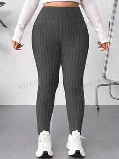 Style:Casual \nType:Regular \nDetails:Rib-Knit \nColor:Dark Grey \nPattern Type:Plain \nLength:Cropped \nWaist Line:High Waist \nTemperature:Spring/Fall (18-25℃/63-77℉) \nFabric:High Stretch \nMaterial:Knitted Fabric \nComposition:96% Polyester \nComposition:4% Elastane \nCare Instructions:Hand wash or professional dry clean \nBody:Unlined \nSheer:No \n Leggings For Fall, High Waist Leggings, Stretchy Leggings, Knit Leggings, Plus Size Leggings, Leggings Casual, Plus Size Kleidung, High Waisted Leggings, Workout Leggings