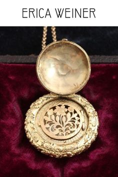 Personal cleanliness standards in the 19th century were not quite what they are today. Enter the vinaigrette! These tiny lockets with an open grille were designed to house a cloth or piece of cotton wool soaked in perfume that could be held to the nose in moments of olfactory assault. This wonderfully ornate Georgian vinaigrette is fashioned in 14k gold with a photo locket at the front and and an engine turned panel at the back which opens to reveal a beautiful floral grille. Personal Cleanliness, French Rococo, Photo Locket