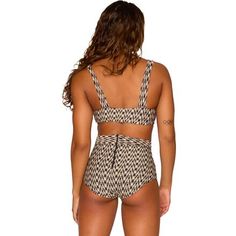 For extra support while snorkeling or playing in the waves, or for extra comfort while lounging under the umbrella, Seea Swimwear brings femininity and support in a vintage design to create the Georgia High Waist Bikini Bottom. Textured material offers quality feel while the built-in UPF sun protection gives you extra coverage against sun damage. A zippered closure in the rear gives you a secure fit and doubles as a stylish detail. Fitted Beige Swimwear For Sunbathing, Beige Fitted Swimwear For Vacation, Fitted Beige Swimwear For Vacation, Retro Swimwear For Beach Season Swimming, Retro High Waist Swimwear For Pool, Retro Fitted Swimwear For Vacation, Retro High-waist Swimwear For Pool, Casual Beige Swimwear For Swimming, Casual Swimwear For Diving During Beach Season