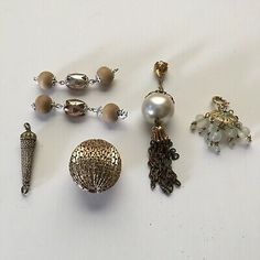 Vintage Lot Vintage Jewelry Supplies Pendants Focal Beads Charms Upcycle  | eBay Pics Vintage, Focal Beads, Beads Charms, Focal Bead, Vintage Love, Jewelry Supplies, Bead Charms, Costume Jewelry, Vintage Jewelry