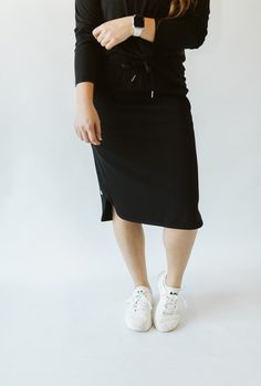 Everyday Skirt Black by Snoga Athletics Modest Workout Clothes, Everyday Skirt, Modest Workout, Travel Skirt, Everyday Skirts, Church Outfits, Skirt Skirt, Athletic Wear, High Low Hem