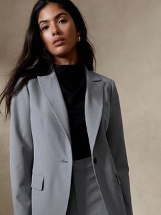 Sculpted Suit Blazer | Banana Republic Factory Office Outfits Women Casual, Best Suits, Petite Business Casual, Office Outfits Women, Sponsored Content, Peak Lapel, Social Commerce, Banana Republic Factory, Business Casual Outfits