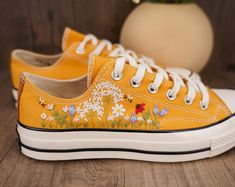 Custom Converse Chuck Taylor Embroidered /embroidered Converse Custom Wedding Flowers/embroidered Snake Converse/personalized Bride Sneakers - Etsy Embroidered Snake, Bride Sneakers, Converse 1970s, Embroidered Converse, Converse Custom, Painted Sneakers, Floral Sneakers, Custom Converse, Flower Shoes