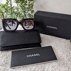 Beautiful Black/Gold Chanel Sunglasses! These Are Very Classic! Comes With The Box And Everything Included! Designer Rectangular Glass Sunglasses, Luxury Rectangular Sunglasses With Gradient Lenses, Luxury Rectangular Glass Sunglasses, Dr Belongings, Sun Glass, Short I, Gold Chanel, Chanel Sunglasses, Chanel Accessories