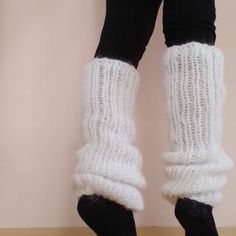 White Knitted Winter Socks, White Knitted Socks For Winter, Thick Knitted White Socks, Cozy Knitted Leg Warmers, Winter White Acrylic Knitting Pattern, Soft White Warm Leg Warmers, Soft White Leg Warmers, Cozy Thick Knitted Leg Warmers, White Soft Warm Leg Warmers