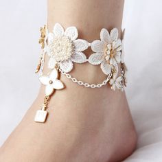 Product details:    1.Material: Lace,Alloy,Pearls,Iron Chain   2.White lace anklet foot sandals color!! Pure handmade sanals with high quality!!   3.Ankle Bracelets(L):7.87"/20cm-9.45"/24cm   4.Perfect for bridesmaid ,bridal,belly dancing costumes,beach weddings,yoga class,dance class and any other occasion Package includes: One piece of barefoot sandals chain Anklets Online, Festival Mode, Cheap Diamond Rings, Belly Dance Jewelry, Ankle Jewelry, Dance Accessories, Dance Jewelry, Women Anklets, Foot Jewelry