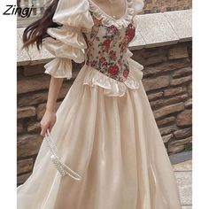 فستان زهري, Bsd Characters, Gaun Abad Pertengahan, Party Midi Dress, Prom Inspo, Fairytale Dress, Womens Floral Dress, Vestidos Vintage, Midi Dress Party