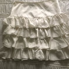 Boutique Bnwt Jacobs White Ruffly Tiered Skirt. Has A 80’s , 90’s Vibe! Adorable! Chic Ruffled Mini Skirt For Party, Chic Party Mini Skirt With Ruffles, Fitted Tiered Skirt With Ruffles, Chic Flowy Mini Skirt With Layered Hem, White Tiered Bottoms For Day Out, White Tiered Ruffled Mini Skirt, Ruffled Mini Skirt For Night Out, Chic Tiered Ruffled Mini Skirt, White Ruffled Bottoms For Party