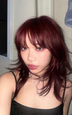 Red Hair With Bangs, Cherry Red Hair, Fire Hair, Wine Red Hair, Wine Hair, Red Hair Inspo, Dark Red Hair, Burgundy Hair