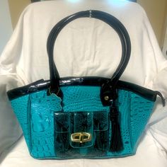 Beautiful Turquoise Croc Leather Handbag This Bag Is Brand New Without Tags. Turquoise Top Handle Travel Bag, Turquoise Top Handle Shoulder Bag For Travel, Chic Turquoise Crossbody Bag, Elegant Turquoise Shoulder Bag, Turquoise Rectangular Bag With Detachable Strap, Turquoise Bags With Detachable Strap For Daily Use, Turquoise Leather Shopping Bag, Turquoise Top Handle Shopping Bag, Rectangular Turquoise Bag With Detachable Strap