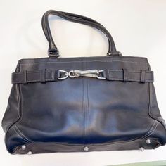 Originally $398 Vintage Coach Leather Hampton Black Handbag Creed Circa 2001-2010. First Owner. Excellent Pre-Owned Condition, Never Used. Tiny White Mark On Corner From Storage, See Last Photo For Close Up. Two Handle, Zip Closure Black Leather Bag. Metallic Feet. Tag Coach Tag A0751f08a71 Length: 14" Height: 9" Width (Base): 3.5" Coach Parker, Brown Satchel, Coach Satchel, Teal Leather, Black Leather Bag, Black Handbag, Black Leather Handbags, Black Leather Bags, White Mark