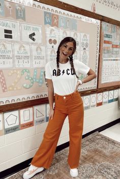 teacher, teacher outfit, cute teacher, cute teacher fit, young teacher outfit, young teacher, teacher outfit inspo, teacher fitspo Cute School Teacher Outfits, Air Force 1 Teacher Outfit, Teacher Outfits With Nike Sneakers, Nike Air Force 1 Fontanka Outfit, Nike Teacher Outfit, Sneakers Teacher Outfit, Professional Outfits Teacher, Cool High School Teacher Outfits, Summer Preschool Teacher Outfits