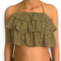 This Is A Beautiful Green Floral Crop Top From Illa Illa. Features Tie Up Neck And Back Closure For Adjustable Fitting And Body Hugging Top Part. Condition: New With Tag Size: Women’s Medium Floral, Short, Party Chic Ruffled Halter Top For Summer, Casual Ruffled Halter Neck Top, Casual Spring Halter Top With Ruffles, White Ruffled Halter Top For Summer, Chic Floral Print Crop Top For Vacation, Summer Ruffles Halter Top, Chic Ruffled Halter Top For Vacation, Summer Halter Top With Ruffles, Summer Halter Neck Top With Ruffles