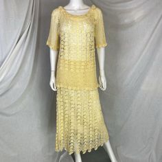 Fun Vintage Crochet Two Piece Dress - No Tag With Details (May Be Handmade) - Skirt Is Lined, Top Is Sheer - No Major Damage, Few Small Blemishes - See Pictures For Details. Please Contact Me With Any Questions. Laying Flat, Approximate: Top: Pit To Pit 19.5" Length 23" Skirt: Waist 14-17" (Elastic Stretch) Hip Width 22" Length 33" Beige Crochet Dress, Crochet Two Piece, Beige Crochet, Handmade Skirts, Cream Yellow, Cream Beige, Vintage Crochet, Two Piece Dress, Piece Dress