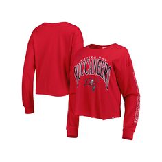 Upgrade your collection of Tampa Bay Buccaneers apparel with this Skyler Parkway long sleeve T-shirt from '47. It features prominent team graphics on the front to highlight your unwavering fandom. The unfinished cropped hem adds unique flair to give you your next go-to option for Tampa Bay Buccaneers game day.Upgrade your collection of Tampa Bay Buccaneers apparel with this Skyler Parkway long sleeve T-shirt from '47. It features prominent team graphics on the front to highlight your unwavering Cropped Long Sleeve, Tampa Bay Buccaneers, 47 Brand, Trendy Plus Size, Free Shirts, Tampa Bay, Game Day, Sports Women, Lady In Red