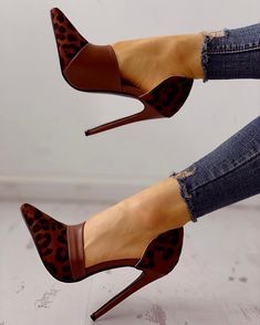 Price Shoes, High Heels Classy, Heels Classy, Pu Heels, Pointed Toe Heels, Fabulous Shoes, Ciabatta, Womens High Heels, Beautiful Shoes