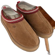 Ugg Platform Slippers, Ugg Platform, Cream Trim, Shoes Ugg, Slippers Women, Platform Slippers, Walker Boots, Fit N Flare Dress, Rain And Snow Boots