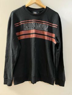 100% Authentic Condition: Brand New With Tags Size: M Comes from smoke-free / pet-free environment Dream Clothes, Pullover Sweatshirt, Harley Davidson, Active Wear, Graphic Sweatshirt, Mens Accessories, Sweatshirts Hoodie, Size Medium, Mens Outfits