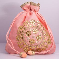 wedding bridal bridesmaids 20s great art deco evening bag | artisan bag hand embroider | indian embroidery potli bag | gota patti potli Material:Silk, Golden Metallic Wire Work, Motifs Color: White Package Contents: 1 Designed with the heart, this beautiful Potli or batawa bag are eye catchy and made of premium material. Key Features: Embroidery art work(gota patti work) This potli is good match with both Indian and western outfits and are superb for wedding and festive parties. This would be be Wedding Party Bags, Artisan Bag, Golden Lace, Potli Bag, Potli Bags, Indian Embroidery, French Knot, Modern Embroidery, Wire Work