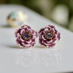 keywords: Unique aesthetic floral studs/vintage pink enamel studs/handmade delicate infinite earrings/conch earrings/elegant flower studs for women 👄Item details:  Originally designed by me and crafted in our Denver, Colorado studio, our family business thrives with the invaluable contributions of my brother and cousin, who play key roles in creating our items and maintaining our Etsy shop. Specifications: *Length: 18mm *Width: 18mm *Materials: Made from stainless steel and enamel, ensuring vib Pink Enamel Flower-shaped Earrings, Pink Flower-shaped Enamel Earrings, Pink Flower Enamel Earrings, Pink Flower Earrings As Gift For Her, Pink Flower Earrings For Her, Elegant Pink Enamel Earrings, Earrings Conch, Conch Earrings, Aesthetic Floral