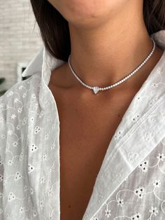 Handmade sterling silver tennis choker necklace set with teardrop cubic zirconia stone, making a simple but elegant statement.  The perfect layering piece or minimalist necklace. This necklace is perfect to wear as everyday jewelry and combined layered with other necklaces. Hypoallergenic, lightweight and minimalist. ► FEATURES: * Made of sterling silver 925 * Gold and rose gold are plating over a silver 925 ► MEASUREMENT : Chain length: 11.8" / 30 cm Stones size: 2.5 mm In addition you will rec Tennis Choker Necklace, Unique Choker Necklaces, Rose Gold Choker, Choker Necklace Online, Necklace Rose Gold, Choker Necklace Set, Necklace Rose, Tennis Necklace, Gold Choker