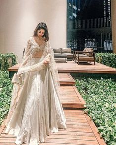 Poses In Lehangas Aesthetic, Lahenga Aesthetics, Lenga Choli Design Ideas Latest, Indian Lehenga Aesthetic, Poses On Lehenga, Pose In Lehenga, Lengha Poses, Crop Top Lehenga Wedding, Poses In Lehenga