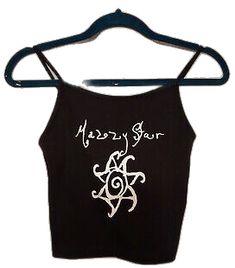 Summer Cotton Crop Top With Band Merch Style, Summer Cotton Crop Top Band Merch, Summer Cotton Crop Top For Band Merch, Summer Band Merch Cotton Crop Top, Cropped Tops For Summer Concerts, Grunge Crop Top For Summer Concerts, Summer Grunge Crop Top For Concerts, Summer Band Merch Crop Top, Grunge Crop Top For Summer Festival