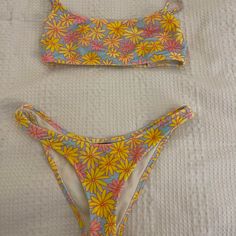 Never Worn, Tags Removed Top Size Small++ Bottom Size Medium Yellow Stretch Swimwear With Floral Print, Yellow Printed Swimwear For Poolside, Printed Yellow Swimwear For Poolside, Yellow Printed Beachwear Swimwear, Yellow Floral Print Beachwear Swimwear, Yellow Floral Print Swimwear For Poolside, Printed Yellow Swimwear For Sunbathing, Yellow Stretch Beachy Swimwear, Yellow Stretch Swimwear For Spring