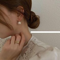 Brand: The Korean Fashion
Type: Accessories
Material: Copper, synthetic pearl. Big Pearl Earrings, Cute Stud Earrings, Big Pearl, Crystal Accessories, Pearl Hoop Earrings, Geometric Jewelry, Hoop Earrings Small, Pearl Stud Earrings, Dainty Earrings