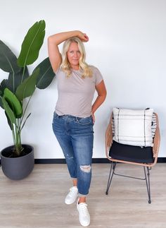 The Adaline Jeans are a must have for any casual occasion! Features a dark wash with a skinny leg, a mid-rise waistband, built in stretch for superior comfort and a five-pocket style design. The distressed knees add a trendy, slightly edgy touch. The options are endless with these classic jeans! Everyday Dark Wash Mid-rise Cropped Jeans, Everyday Mid-rise Dark Wash Cropped Jeans, Distressed Casual Cropped Jeans, Casual Everyday Ripped Cropped Jeans, Casual Stretch Cropped Jeans For Everyday, Casual Stretch Distressed Cropped Jeans, Casual Cropped Distressed Jeans In Dark Wash, Casual Stretch Cropped Distressed Jeans, Curvy Jeans