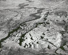 Aerial view of Susa (looking north) and taken October 23, 1935. Also see University of Chicago archives Persian Empire Map, Zagros Mountains, Biblical Hebrew, Brick Decor, Persian Empire, Stone Columns, Aerial Photograph, Painted Pottery, Louvre Museum