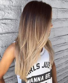 **** this cut and cascading ombré ***** #goals  Long Layered Brown To Blonde Ombre Brown To Blonde Ombre, Female Hairstyles, Ombre Blond, Hair Blond, Long Layered Haircuts