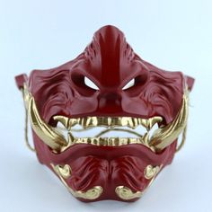 Carefully sculpted to resemble an Oni a fearsome demon mask originating from Japanese folklore our Oni Demon Japanese Mask is ideal for cosplay enthusiasts, venturing into the mysterious world of samurai. Details: We have padded the inside of the mask for your facial comfort. The mask can stay on your face for a long time in the activity you use. It does not cause pain on your face and you can breathe comfortably. It is very robust in your activities with its high filling and extra layer thickne Mascara Oni, Oni Samurai, Ronin Samurai, Samurai Mask, Oni Demon, Japanese Mask, Oni Mask, Japanese Folklore, Style Japonais