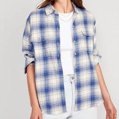 Blue White Check Spread Collar Long Sleeves Buttoned Cuffs 100% Cotton Loose Fit Hits At Hip Oversized Flannel, White Button Down Shirt, Boyfriend Shirt, Old Navy Women, Airport Outfit, Old Navy Tops, White Plaid, Navy Tops, Blue Plaid