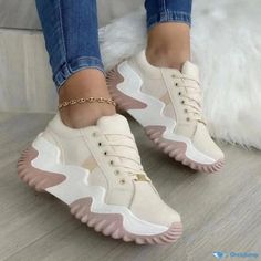 Orcajump - Low-Cut Sport Shoes with Thick Soles and Sawtooth Design, Ideal for Casual Wear Thick Sole Shoes, Pu Heels, Sole Shoes, Wave Pattern, Heeled Sandals, Beige Color, Low Cut, Sandals Heels, Casual Wear