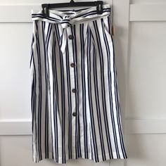 Never Worn Pockets Fully Lined Workable Buttons Length: 31” Waist: 15” Measured Laying Flat Casual Striped Skirt For Workwear, Casual Striped Skirt For Day Out, Midi Skirt With Pockets, Striped Midi Skirt, Skirt With Pockets, Skirts With Pockets, Navy Stripes, Women Skirts Midi, Midi Skirt