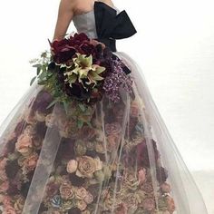 Floral Gown, Couture Mode, Gorgeous Gowns, Brides And Bridesmaids, Flower Dresses, Fancy Dresses, Boutique Dresses