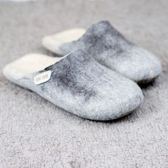 [felted_slippers],[wool_slippers], [burebure_slippers], [warm_wool_slippers] Winter Wool Slippers With Cushioned Footbed, Wool Slippers With Cushioned Footbed For Winter, Wool Slippers With Rubber Sole And Round Toe, Wool Slippers With Leather Sole For Winter, Slip-on Felt Slippers For Indoor Use, Winter Wool Slippers With Leather Sole, Indoor Slip-on Felt Slippers, Indoor Wool Slippers With Rubber Sole, Felt Slippers With Rubber Sole And Round Toe