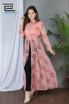 Stylish Kurtis Design, Gown Party Wear, Gaun Fashion, Fancy Kurti, Long Kurti Designs, Designer Dresses Casual, Designs For Dresses, Stylish Dress Designs, Indian Fashion Dresses