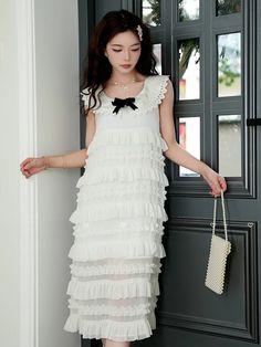 This price is for a nightgown only, others are not included. Dress / Top Details:Bowknot Details / Lace TrimMaterial:Polyester / SpandexNeckline:Round NeckSkirt Details:Tiered Ruffles / Tiered Skirt and Flounce HemSkirt Length:Midi Length  	 		 			Size 			S 			M 			L 		 		 			Full Length 			103 			104 			105 		 		 			Bust 			84 			88 			92 		 		 			Shoulders 			32 			33 			34 		 		 			Height 			155-160cm 			160-165cm 			165-170cm 		 		 			Weight 			60KG 			70KG 			80KG Kawaii Pajamas, Reasons To Smile, Dress Top, Tiered Skirt, Kawaii Fashion, Night Gown, Midi Length, Polyester Spandex, Lace Trim