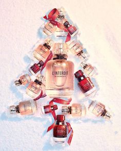 Givenchy Perfume, Givenchy Beauty, Holiday Campaign, Enhance Your Beauty, Aesthetic Beauty, Ads Creative, Deadpool Videos, Video Games Artwork, Video Game Covers