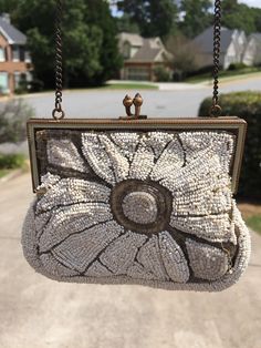 Antique Beaded Flower White/Cream/Gold Sm. Evening Purse with chain handle #Purse Vintage Evening Bags, Flower White, Evening Purse, Vintage Purses, Cream And Gold, White Flower, Large White, White Cream, Conversation Piece