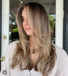 credits: @stef.salonmace on instagram Hair Dye Styles, Blonde Brown Hair, Sunkissed Hair, Sandy Blonde Hair, Dye Styles, Haircuts Color, Nails Quotes, Brown Hair Inspo, Layered Haircuts For Medium Hair