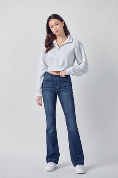 Get comfortable and trendy in these ultra stretchy jeans. The dark wash flared jegging features a flattering flared fit, a faded wash, and light whisker detail. Additionally it has two faux front pockets and two back real pockets. Elastic Waist Jeans, Comfortable Jeans, Pull On Jeans, Stretchy Jeans, Tall Women, Plus Size Lingerie, Sweater Blouse, Dark Denim, Bell Bottoms